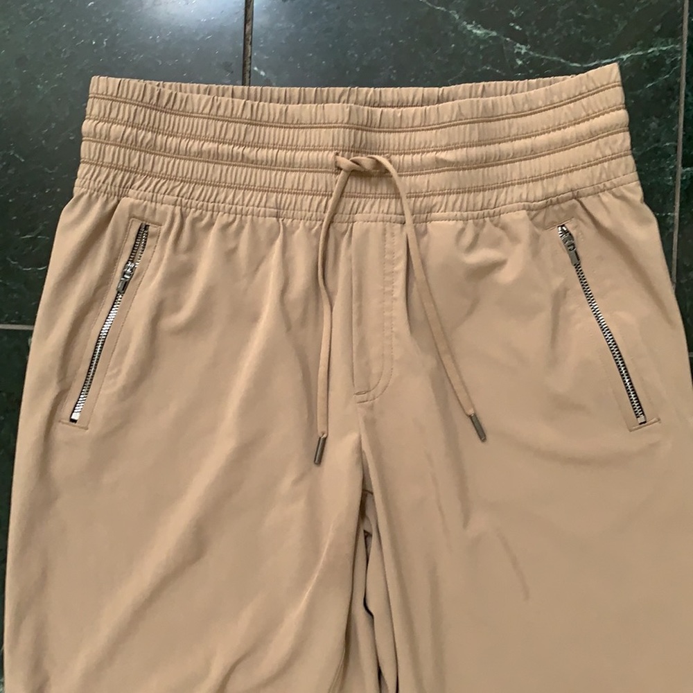 NWOT Athleta Camden Jogger - Picture 2 of 3
